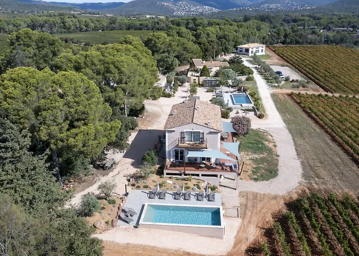 Hotel Sous Les Pins La Londe-les-Maures